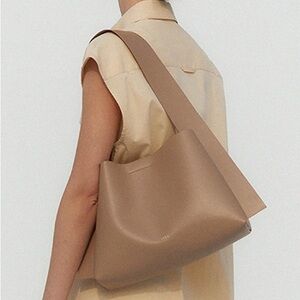 Chic Tan Shoulder Bag for Women